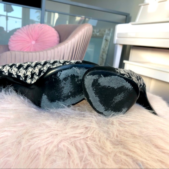 Chanel Tweed Heels - Picture 3 of 4